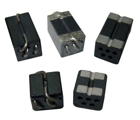 EMI van de Parelinductors van het Afschaffingsferriet het Zachte Type NiZn Materiële 5,0 * 5,5 * 4.6mm