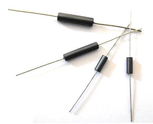 100MHz de zachte Magnetische Nizn-Ontstoringsapparaten van Ferrietemi core for EMC